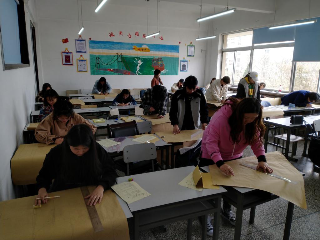 大连工业大学自考本科实践环…